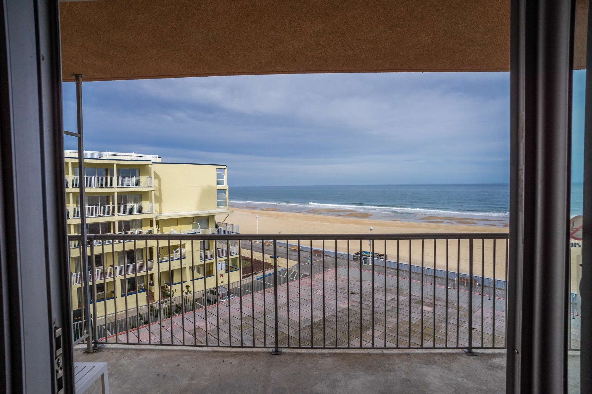 Grand Hotel Ocean City Oceanfront Exteriör bild